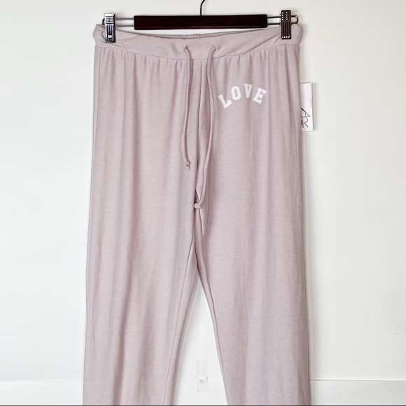 NWOT Chaser Blush Pink Love Joggers Lounge Set - Picture 5 of 16